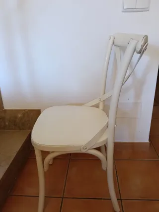 Sillas vintage madera blancas