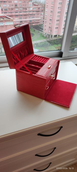 Joyero Pierre Cardin