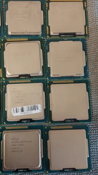 Lote 15 Procesadores Intel Core i3 i5