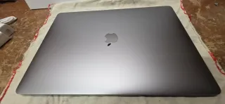 Macbook pro 15"2019 i9 32gb 500gb perfecto estado
