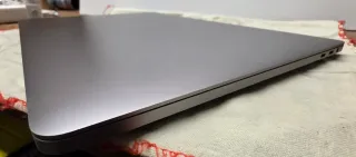 Macbook pro 15"2019 i9 32gb 500gb perfecto estado