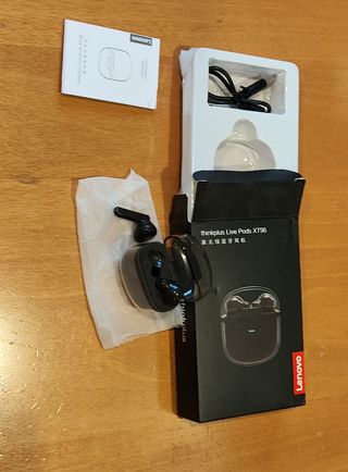 Auriculares Lenovo XT96