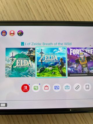 Nintendo Switch OLED con 4 juegos