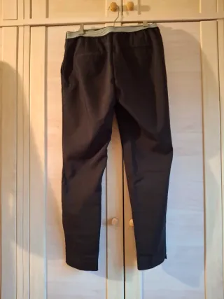 Pantalones ajustados negros Zara