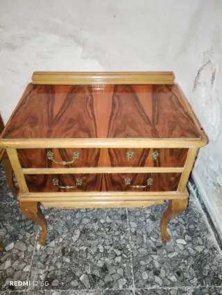 Mesitas de noche de madera