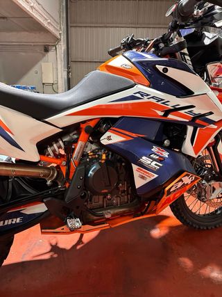 KTM 890 Adventure R