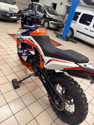 KTM 890 Adventure R