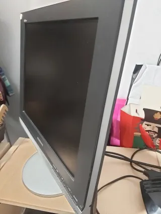 Televisor Samsung LCD TV con TDT y Mando