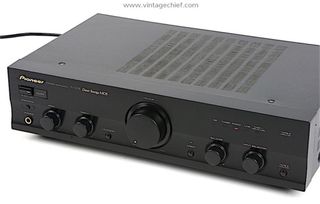 Equipo de música Teac y Bang & Olufsen