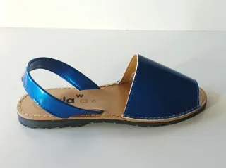 Abarcas Wala Azul Metalizado Talla 39