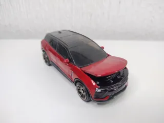 Chevrolet Blazer 2024' Matchbox Moving Parts