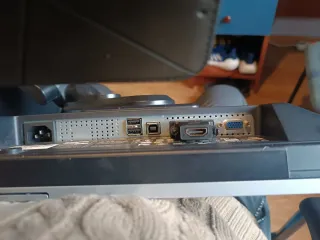 Monitor HP L1950g Plata y Negro