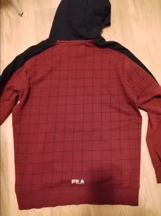 Felpa Fila con cappuccio e tasca