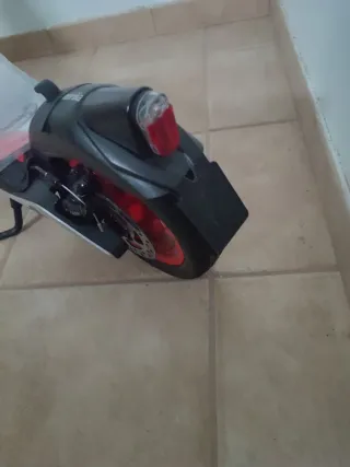 Patinete Eléctrico Aprilia eSR1 Negro/Rojo.