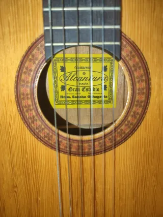Guitarra Clásica Alcántara