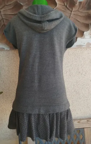 Vestido sudadera con capucha y falda Zara Trf