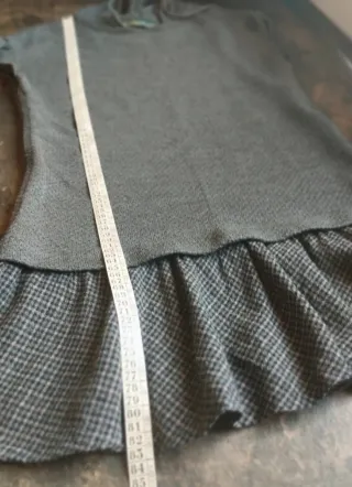 Vestido sudadera con capucha y falda Zara Trf