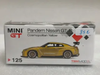 Mini GT 125 Pandem Nissan GT-R R35 Cosmopolitan Ye