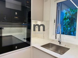 Casa adosada en alquiler en Tiana