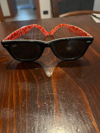Ray-Ban Wayfarer Neri e rossi