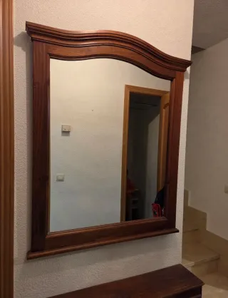 Espejo de madera para entrada