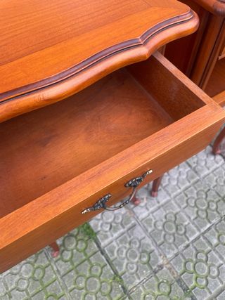 Pareja Mesitas Noche Estilo Luis XV Cerezo