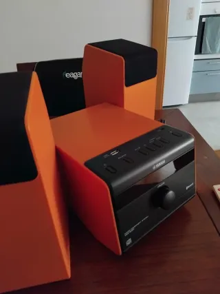 Mini Cadena Yamaha Naranja y Negra