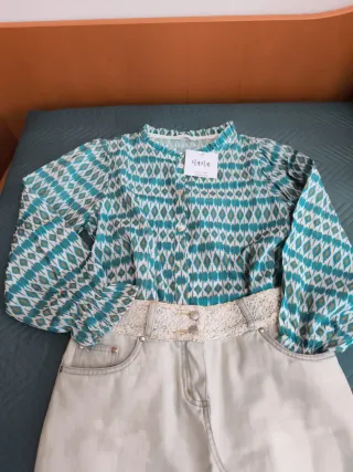 Conjunto Camisa y Falda