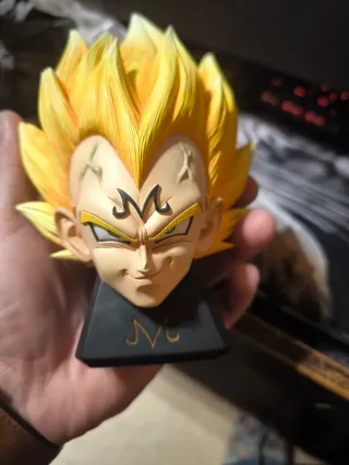Figura Majin Vegeta Class V1 dragon ball