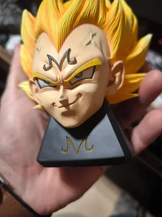 Figura Majin Vegeta Class V1 dragon ball