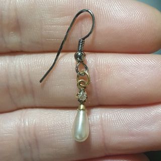 Lote 10 pendientes sin pareja