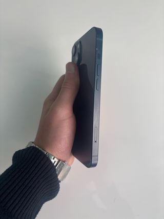 iPhone 13 128GB Azul – Batería NUEVA 100% y fundas