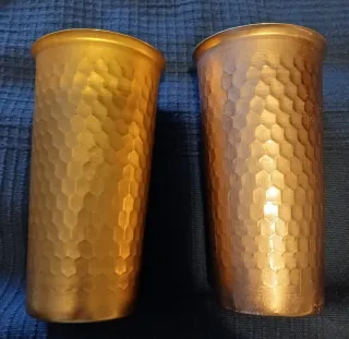 Vasos de cobre y bronce italianos amartillados