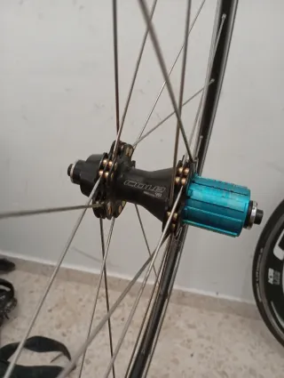 Juego Ruedas Carbono COLE