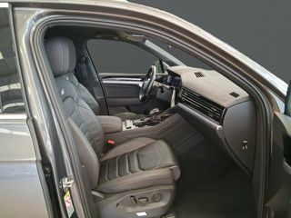 Volkswagen Touareg R-Line 3.0 TDI 170kW (231CV) Tip 4Motion