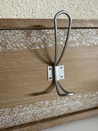 Perchero de pared madera y metal