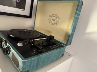 Tocadiscos Maletín Azul y Beige