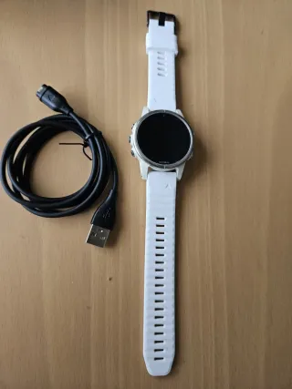 Garmin Fenix 5s Blanco