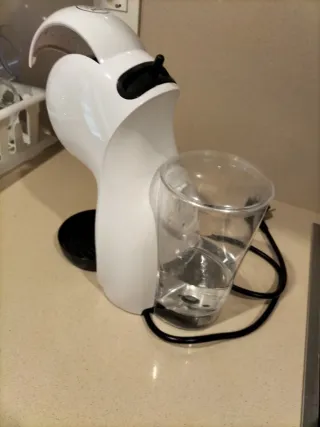 Cafetera Dolce Gusto Blanca