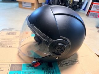 Casco de moto negro con visera TALLA M