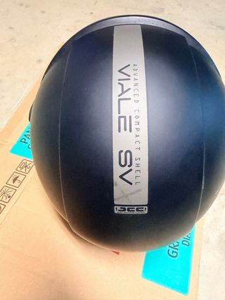 Casco de moto negro con visera TALLA M