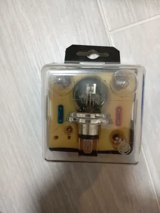 Juego bombillas y fusibles BERNER