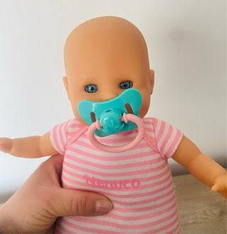 Muñeco Nenuco Pijama Rayas y Chupete