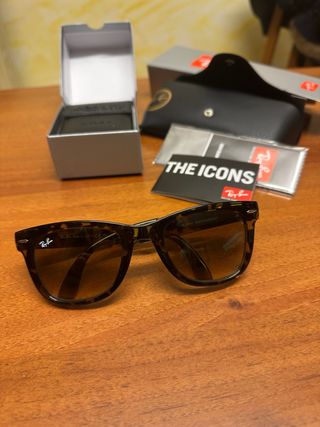 Ray-Ban 4105 Folding Wayfarer Marroni