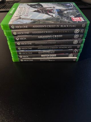 Xbox One S 1TB + Giochi + Cavo di alimentazione.