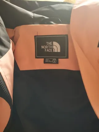 Chaqueta The North Face S salmon/Negra
