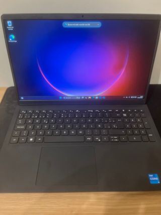 Portátil Dell 3520