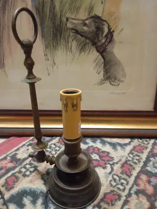 Lume in metallo e legno