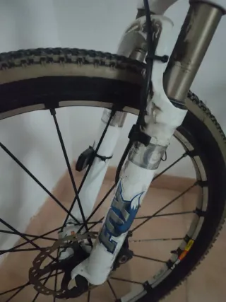 Bicicleta Montaña Mendiz RX8 Tope Gama.