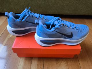 Zapatillas Nike Vomero 18 | Talla 42